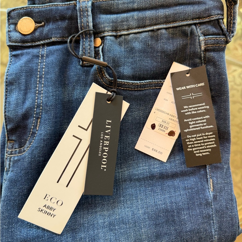 Liverpool Blue Skinny Jeans Versatile Style NWT size 4/27- Abby Skinny